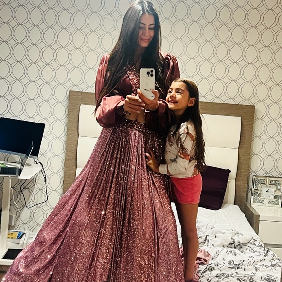 Rose vintage lehenga - Picture 5 of 7